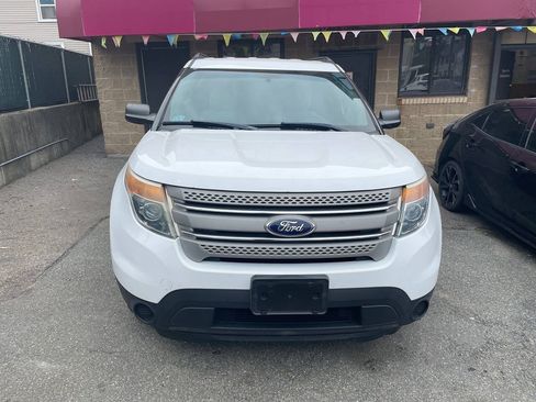 Used 2014 Ford Explorer 4WD image 2