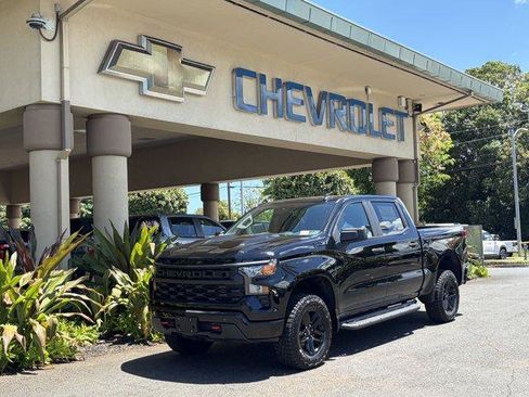 New 2026 Chevrolet Silverado 1500 Custom Trail Boss w/ LPO, Dark Essentials Package AWD/4WD image 1