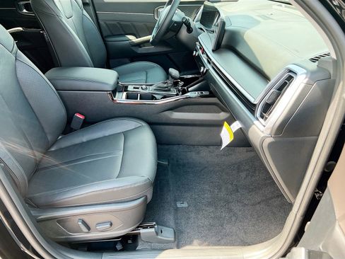 New 2025 Kia Sorento SX FWD image 23