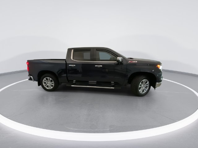 Used 2024 Chevrolet Silverado 1500 LTZ AWD/4WD image 6