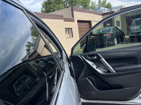 Used 2017 Subaru Forester 2.5i Limited AWD/4WD image 11