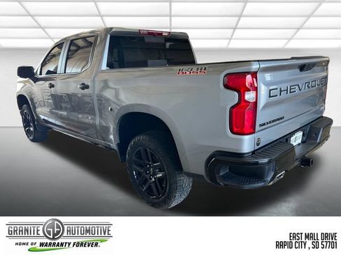 Used 2024 Chevrolet Silverado 1500 LT Trail Boss w/ LT Trail Boss Premium Package AWD/4WD image 5
