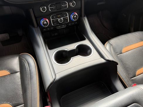 Used 2021 GMC Yukon AT4 w/ AT4 Premium Plus Package AWD/4WD image 18