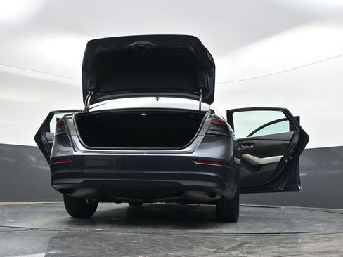 Used 2023 Honda Accord EX image 38