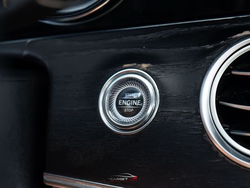 Used 2019 Mercedes-Benz E 300 image 33