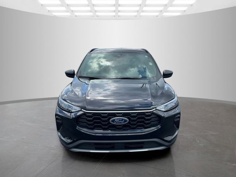 Used 2025 Ford Escape ST-Line FWD image 2
