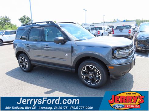 New 2025 Ford Bronco Sport Outer Banks w/ Outer Banks Tech Package+ image 1