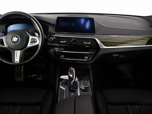 Used 2020 BMW 530i 530i w/ M Sport Package image 8