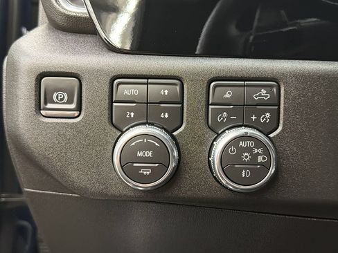 Used 2026 GMC Sierra 1500 Elevation w/ Elevation Premium Package AWD/4WD image 30
