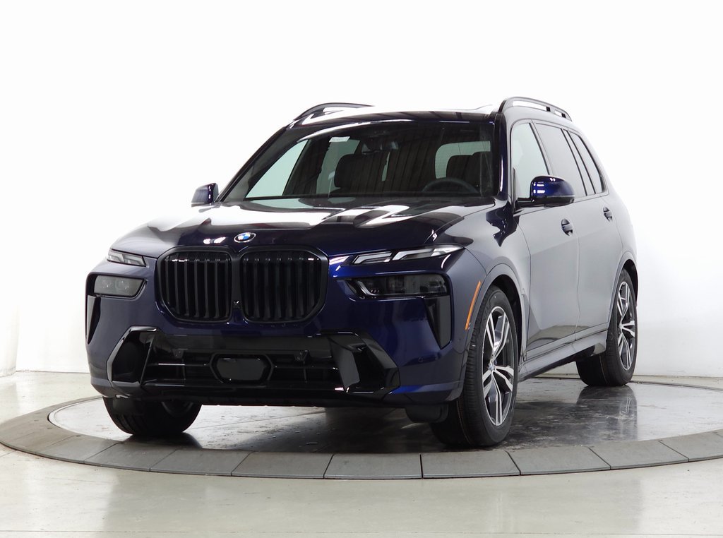 Used 2026 BMW X7 xDrive40i w/ M Sport Package AWD/4WD image 3