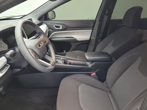 Used 2024 Jeep Compass Sport AWD/4WD image 17