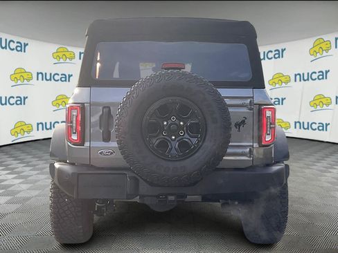 Used 2023 Ford Bronco Wildtrak image 5
