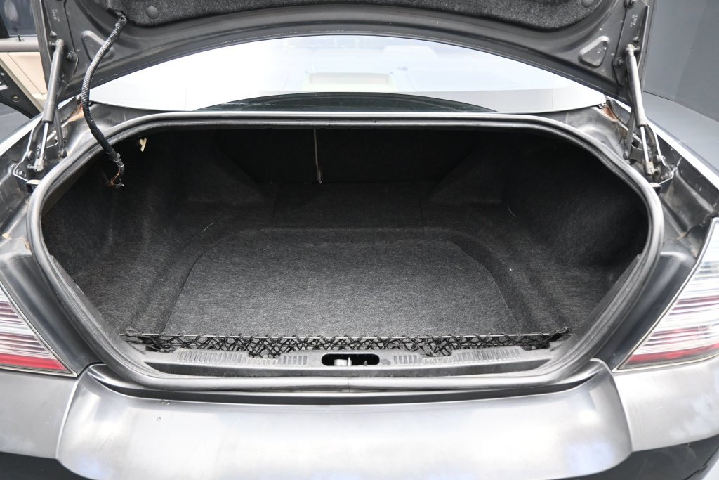 Used 2008 Ford Taurus Limited FWD image 29