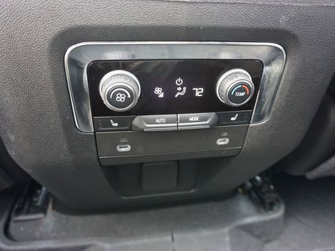 Used 2024 Chevrolet Tahoe Z71 w/ Luxury Package image 16