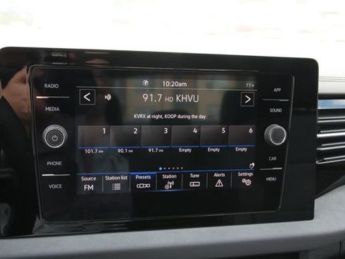 New 2026 Volkswagen Jetta SE image 18