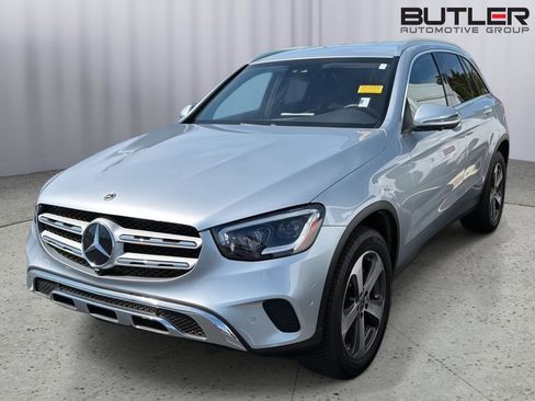 Used 2022 Mercedes-Benz GLC 300 4MATIC image 2
