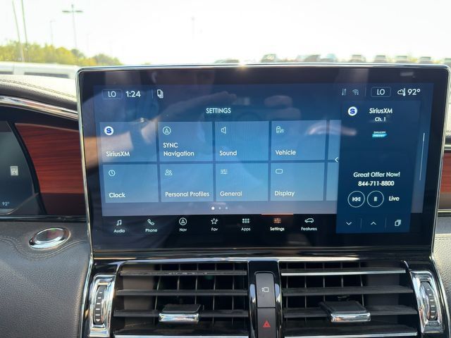 Used 2022 Lincoln Navigator Reserve AWD/4WD image 32
