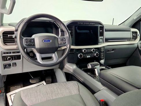 Used 2023 Ford F150 Lightning XLT image 12