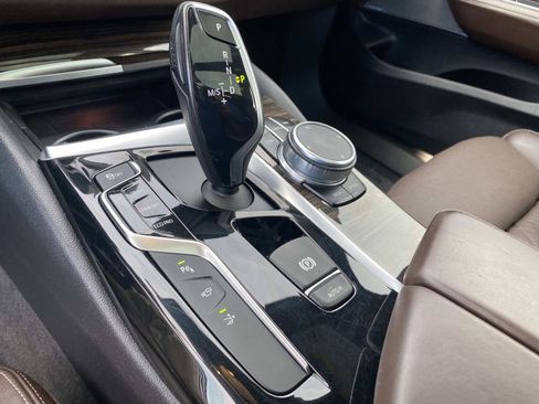 Used 2018 BMW 640i Gran Turismo xDrive 640i xDrive Gran Turismo AWD image 17