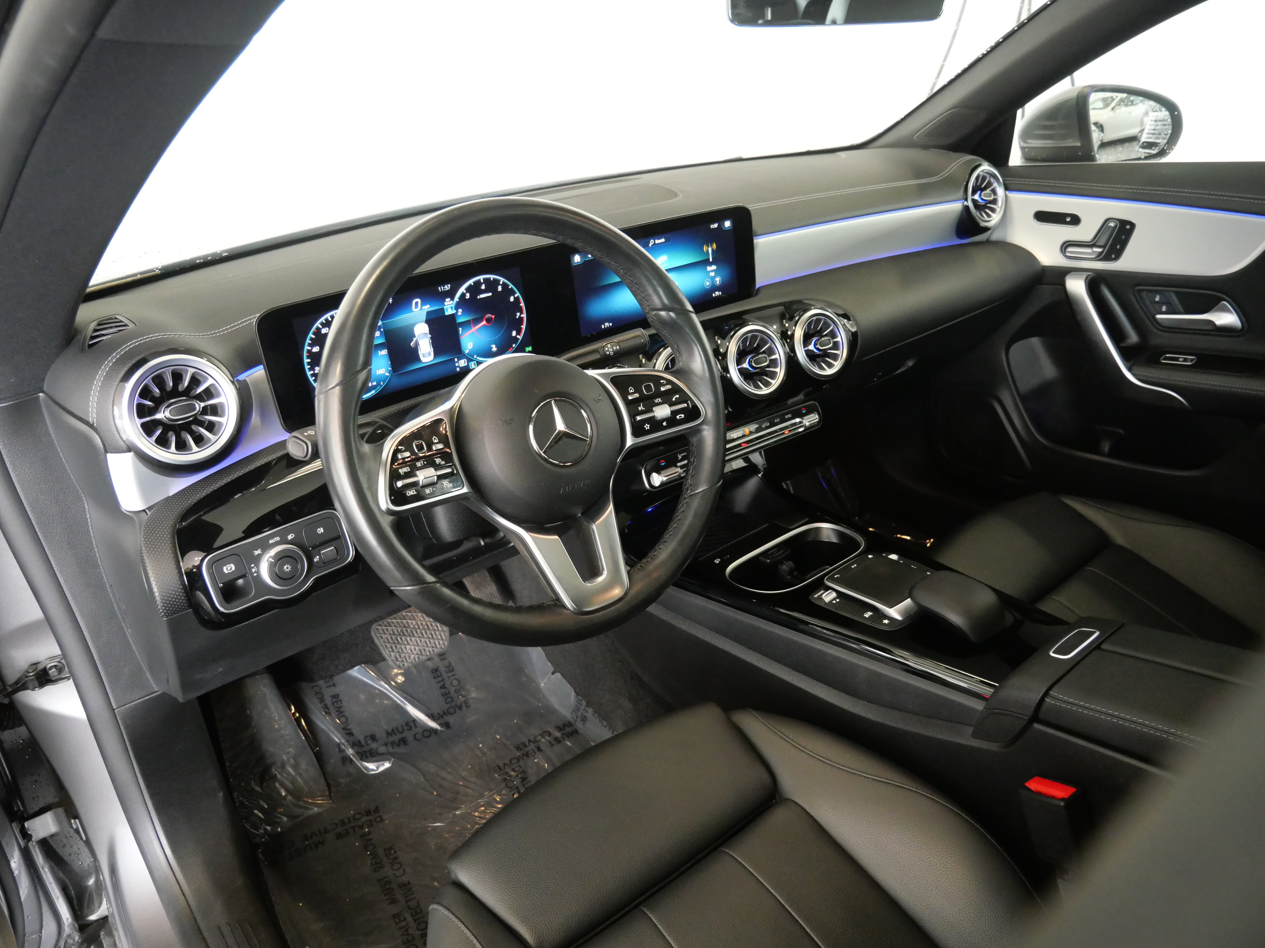 Used 2023 Mercedes-Benz CLA 250 4MATIC image 11