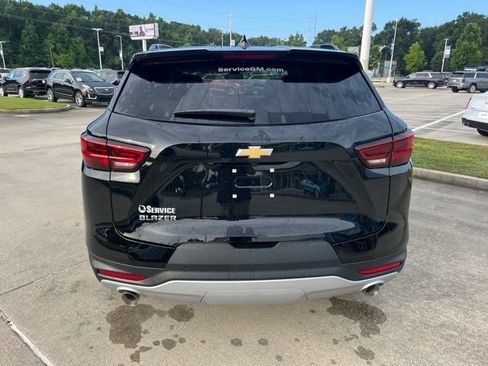 New 2026 Chevrolet Blazer LT w/ Convenience Package FWD image 5