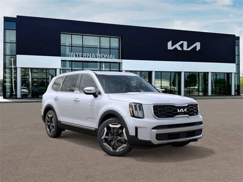 New 2025 Kia Telluride S image 8