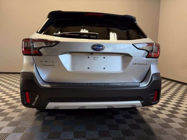 Used 2022 Subaru Outback Limited AWD/4WD image 10