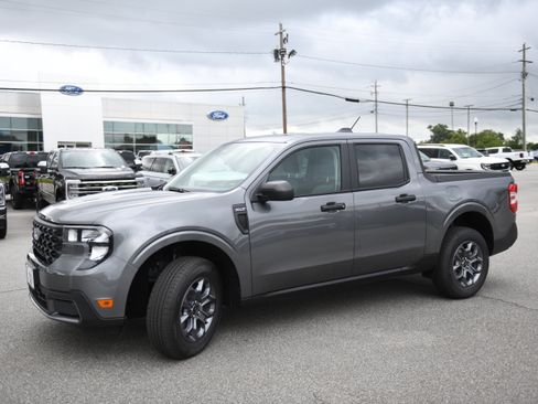 New 2026 Ford Maverick XLT FWD image 5