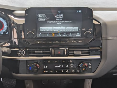 Used 2024 Nissan Pathfinder Platinum w/ Cargo Package image 27