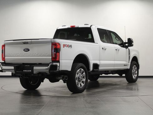 Used 2024 Ford F250 Lariat w/ Chrome Package image 4