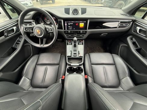 Used 2023 Porsche Macan AWD/4WD image 11
