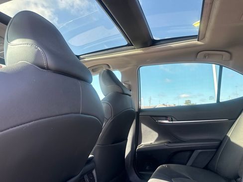 Used 2021 Toyota Camry XSE FWD image 30