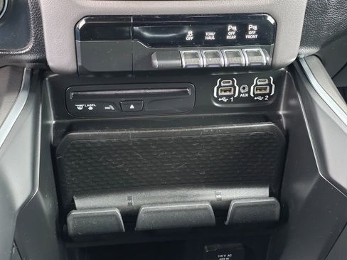 Used 2019 RAM 1500 Big Horn image 26