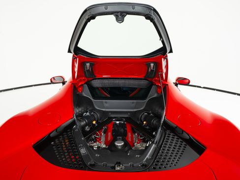 Used 2023 Ferrari SF90 Stradale image 37