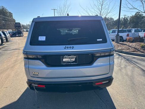 New 2026 Jeep Grand Wagoneer 4WD image 7