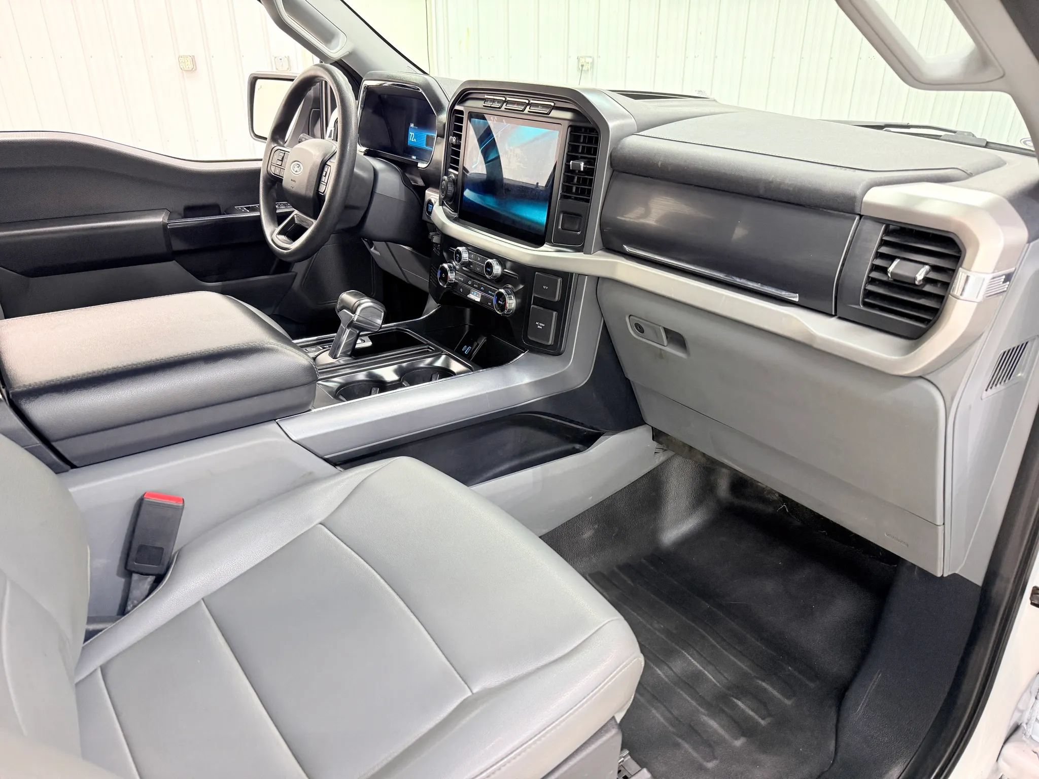 Used 2022 Ford F150 Lightning Pro w/ Tow Technology Package AWD/4WD image 14