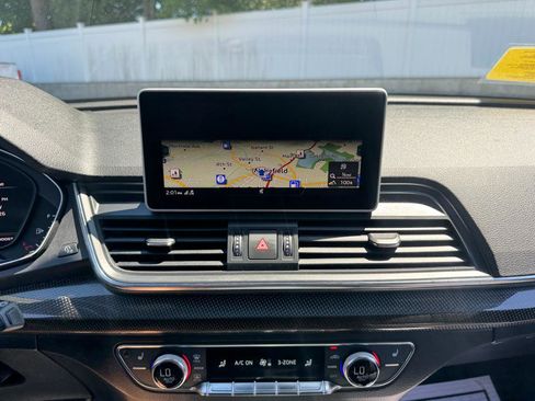 Used 2018 Audi SQ5 Premium Plus AWD/4WD image 22