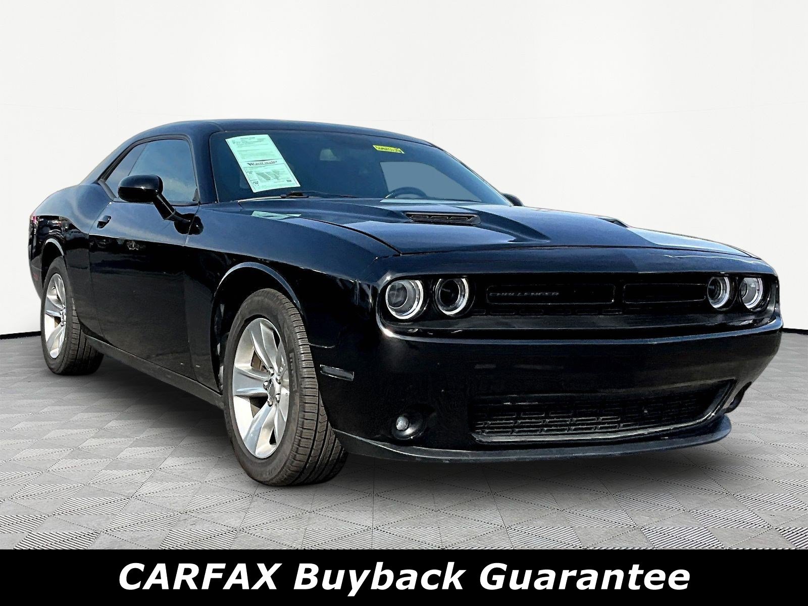 Used 2021 Dodge Challenger SXT RWD image 3