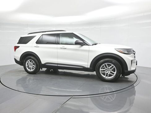 New 2025 Ford Explorer Active w/ Active Comfort Package image 25