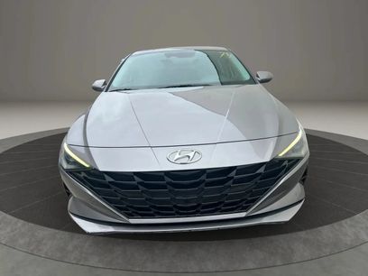 Used 2023 Hyundai Elantra SEL