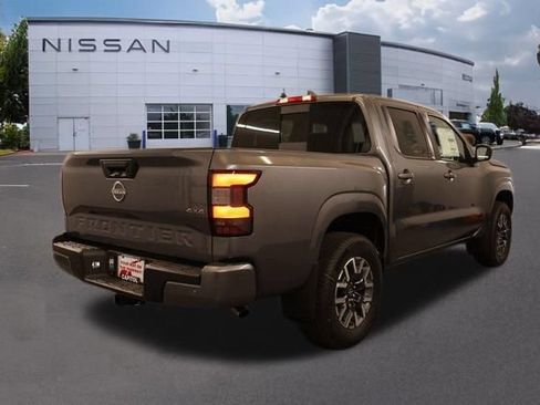 New 2026 Nissan Frontier SV w/ SV Convenience Package AWD/4WD image 3