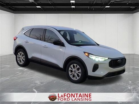 Used 2024 Ford Escape Active w/ Cold Weather Package image 7