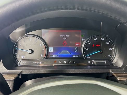 Used 2022 Ford Explorer Limited w/ Equipment Group 301A image 12