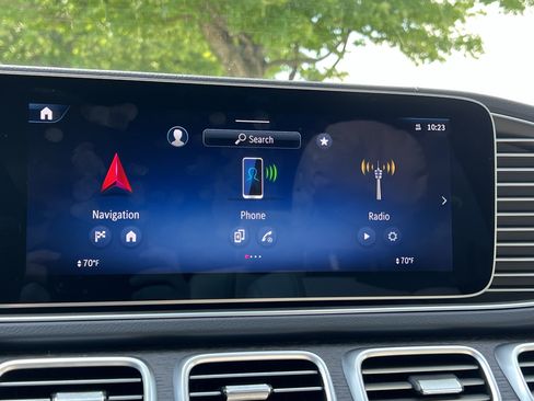 New 2026 Mercedes-Benz GLS 580 4MATIC image 26