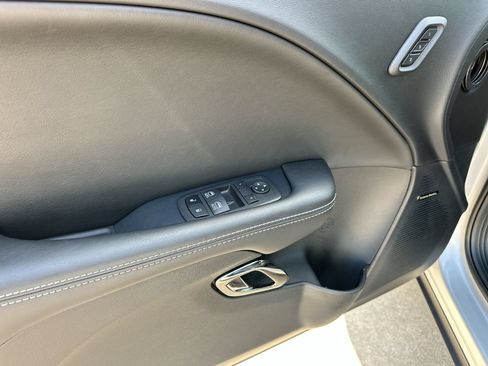 Used 2023 Dodge Challenger SRT Hellcat RWD image 13