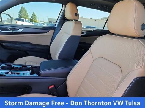 New 2026 Volkswagen Atlas Cross Sport SEL AWD/4WD image 14