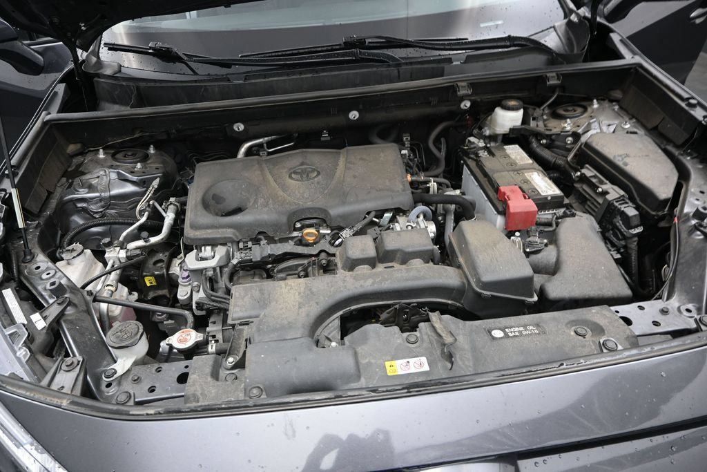 Used 2023 Toyota RAV4 XLE FWD image 12