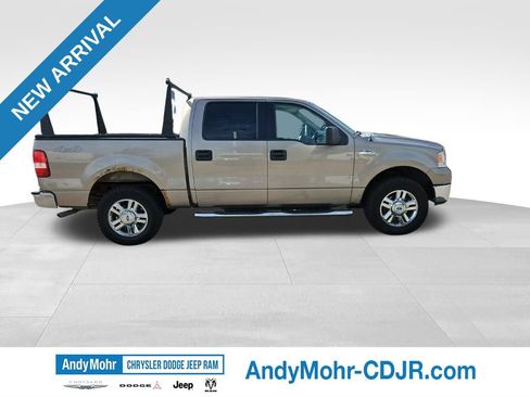 Used 2006 Ford F150 XLT AWD/4WD image 2