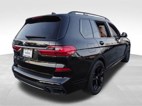Used 2022 BMW X7 xDrive40i w/ M Sport Package image 8