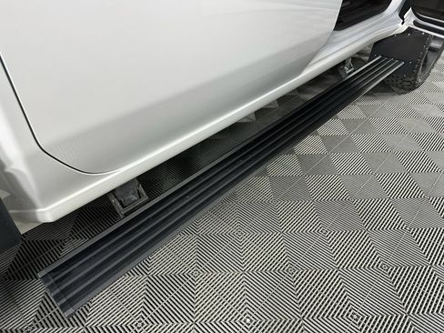 Used 2022 GMC Sierra 3500 Denali w/ Denali Ultimate Package image 15